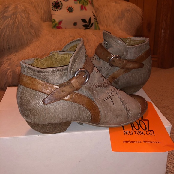 Miz mooz heel sandals - lightly worn - Picture 6 of 6